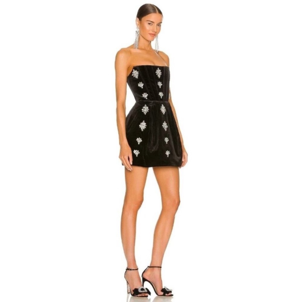 Bronx and banco dress